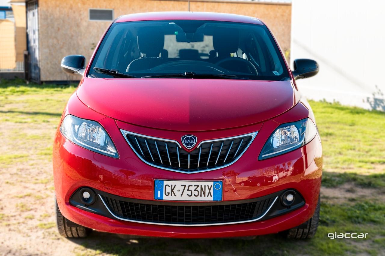 Lancia Ypsilon 1.0 FireFly 5 porte S&S Hybrid Gold