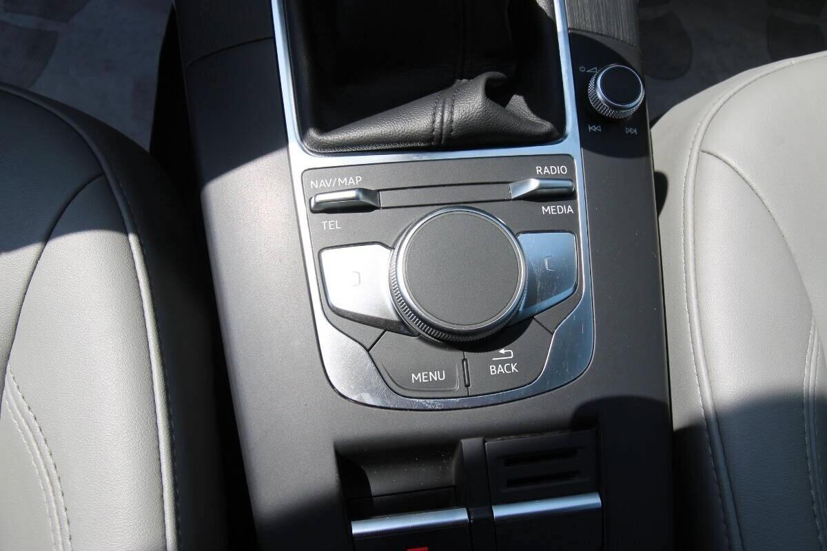 Audi A3 SPB 1.6 TDI Design 110cv |11.2016