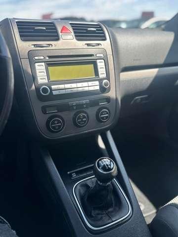 Volkswagen Golf Golf 3p 1.6 Comfortline