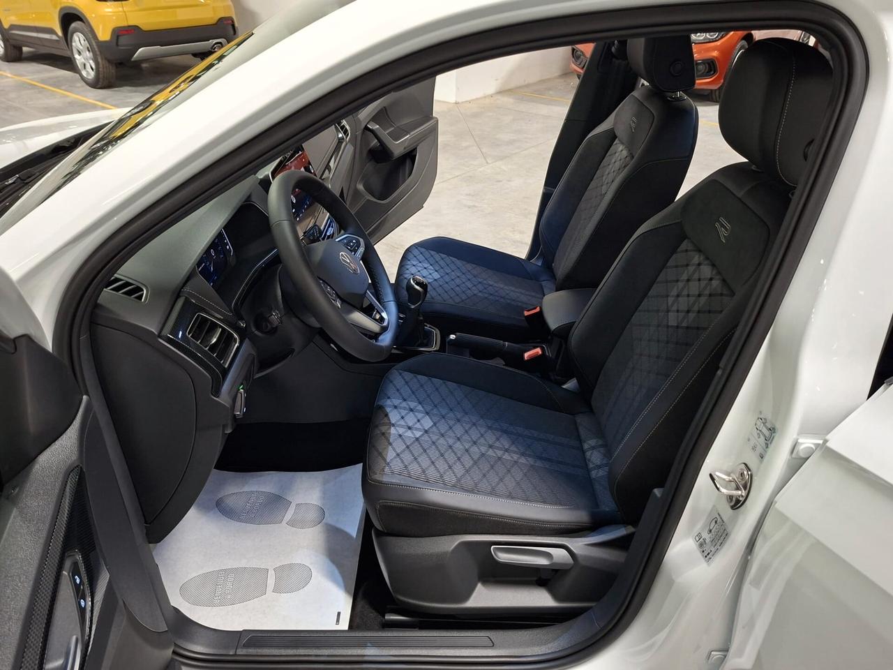 Volkswagen T-Cross 1000 TSI 116CV R-Line Plus Km.0
