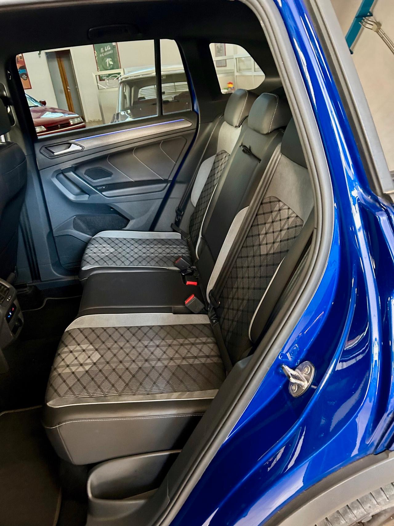 Volkswagen Tiguan 2.0 TDI 150 CV DSG R-Line