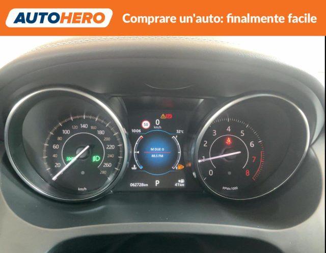 JAGUAR E-Pace 2.0 AWD aut. R-Dynamic SE