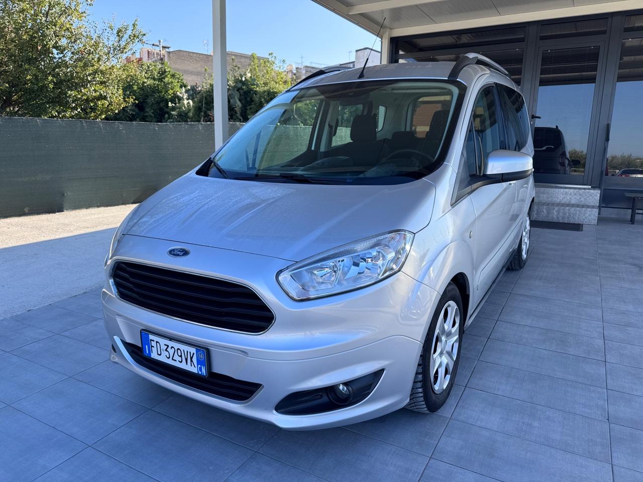 Ford Tourneo Courier 1.5 TDCI 95 CV Plus