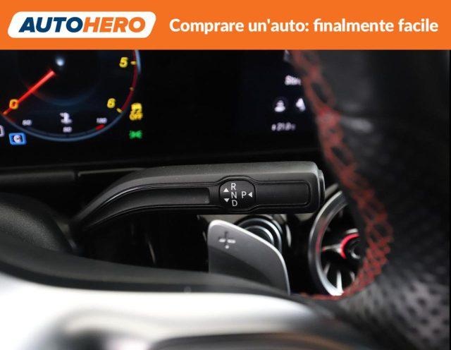 MERCEDES-BENZ GLA 180 d Automatic Premium