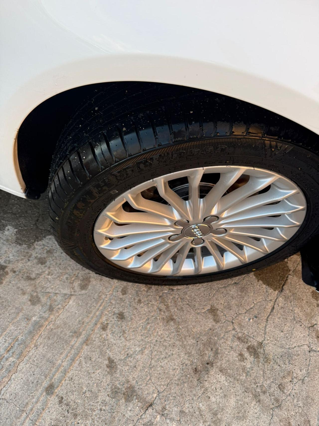 Audi A4 Avant 2.0 TDI 143CV F.AP.