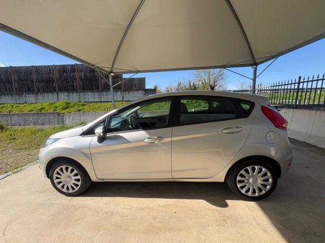 FORD Fiesta 1.2 82CV 5 porte OK NEOPATENTATI EURO 5 BENZINA