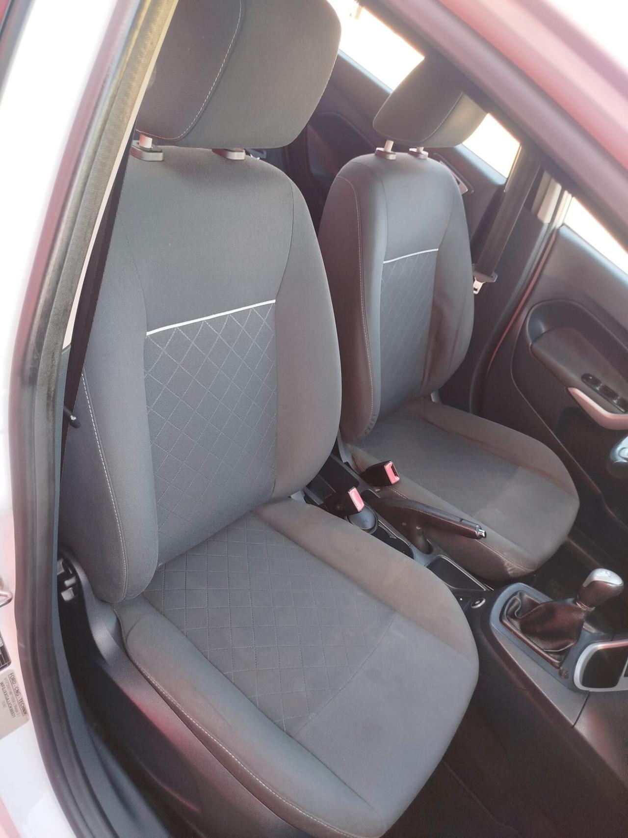 Ford Fiesta 1.4 BENZ/ GPL DI SERIE