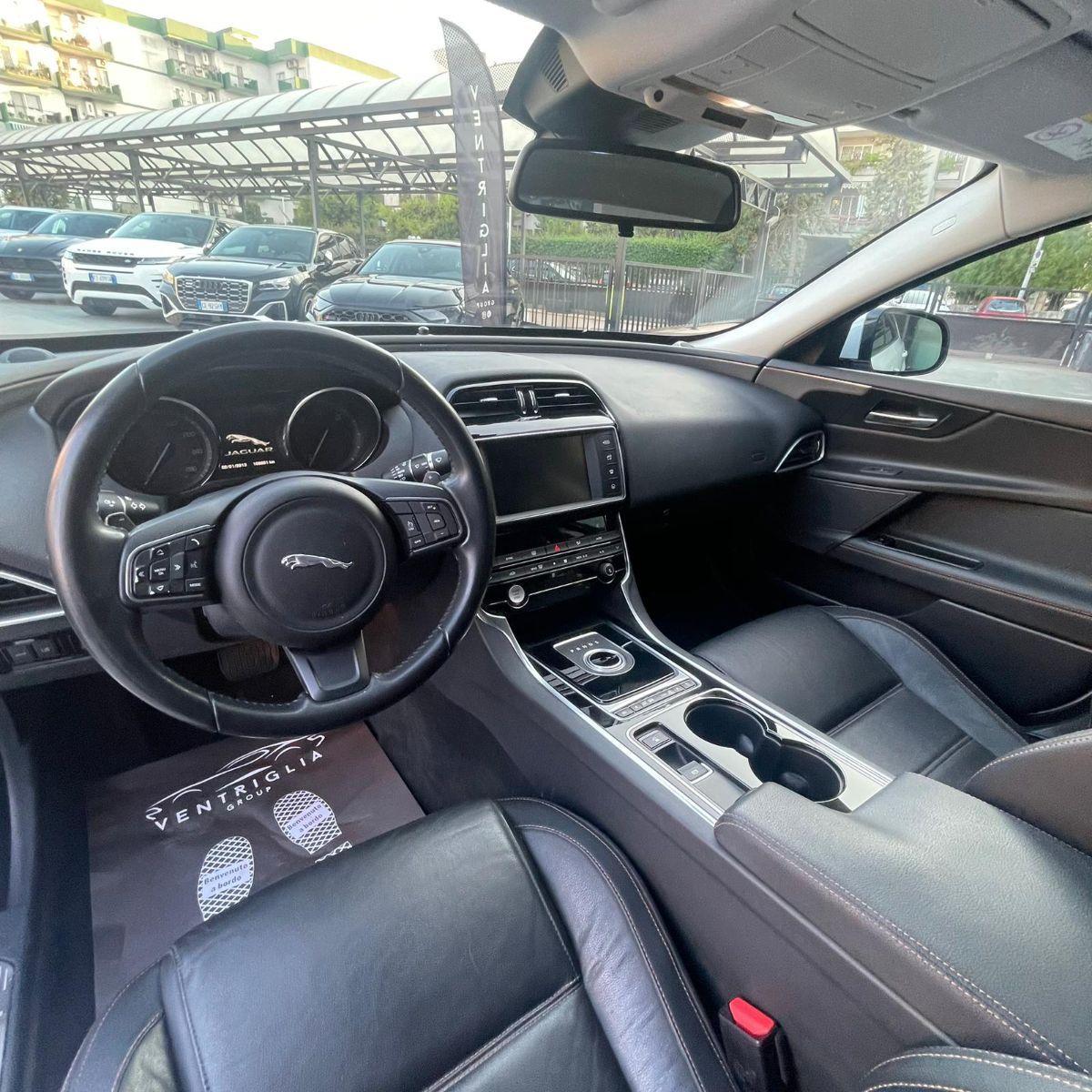 JAGUAR - XE - 2.0 D Turbo aut.
