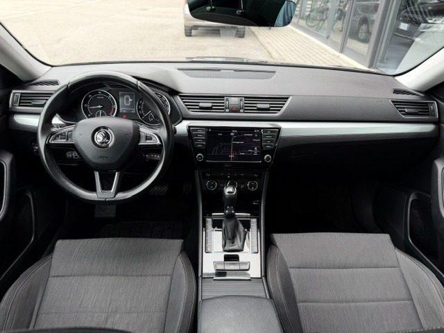 SKODA Superb 2.0 TDI 150CV DSG Wagon Style