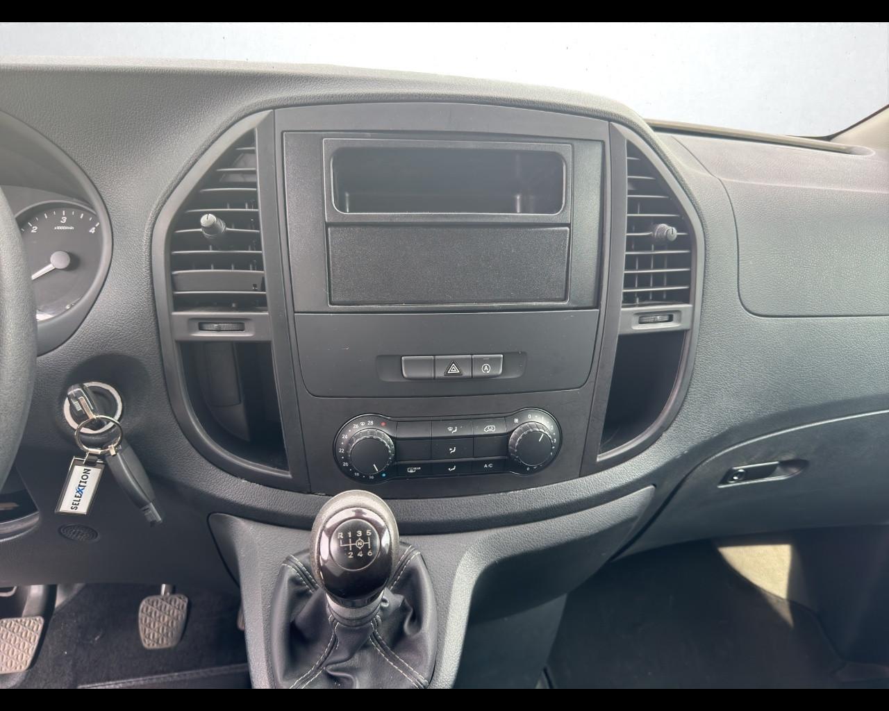 Mercedes-Benz Vito 4ªs. (W447) - Vito 1.7 110 CDI PC Mixto Compact