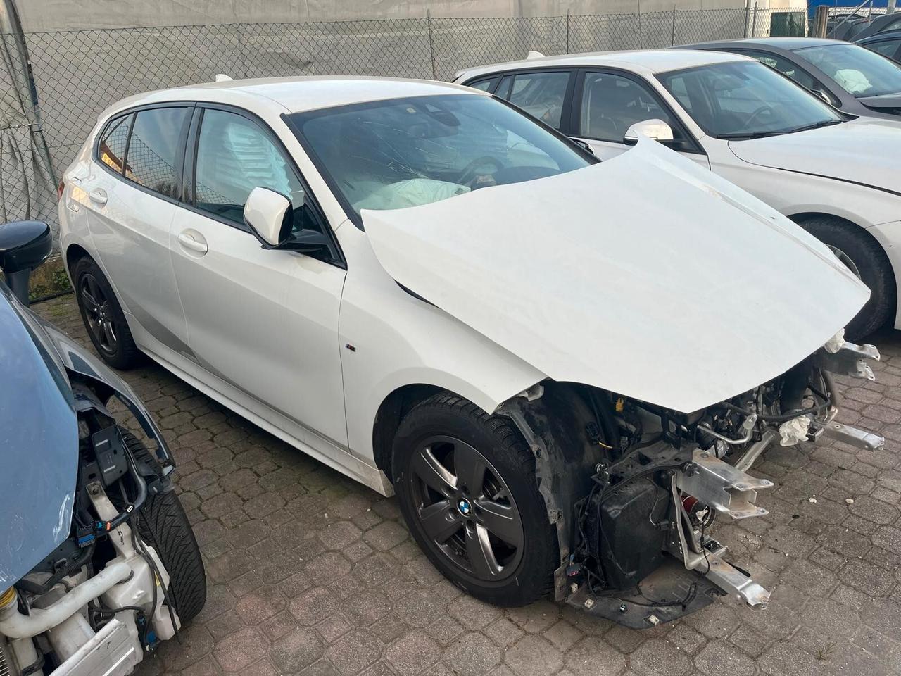 Bmw 116 116i 5p. Msport