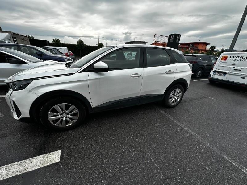 Peugeot 3008 BlueHDi 130 S&S EAT8 Active Pack