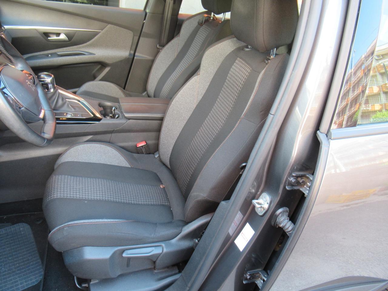 Peugeot 3008 BlueHDi 130 S&S Allure