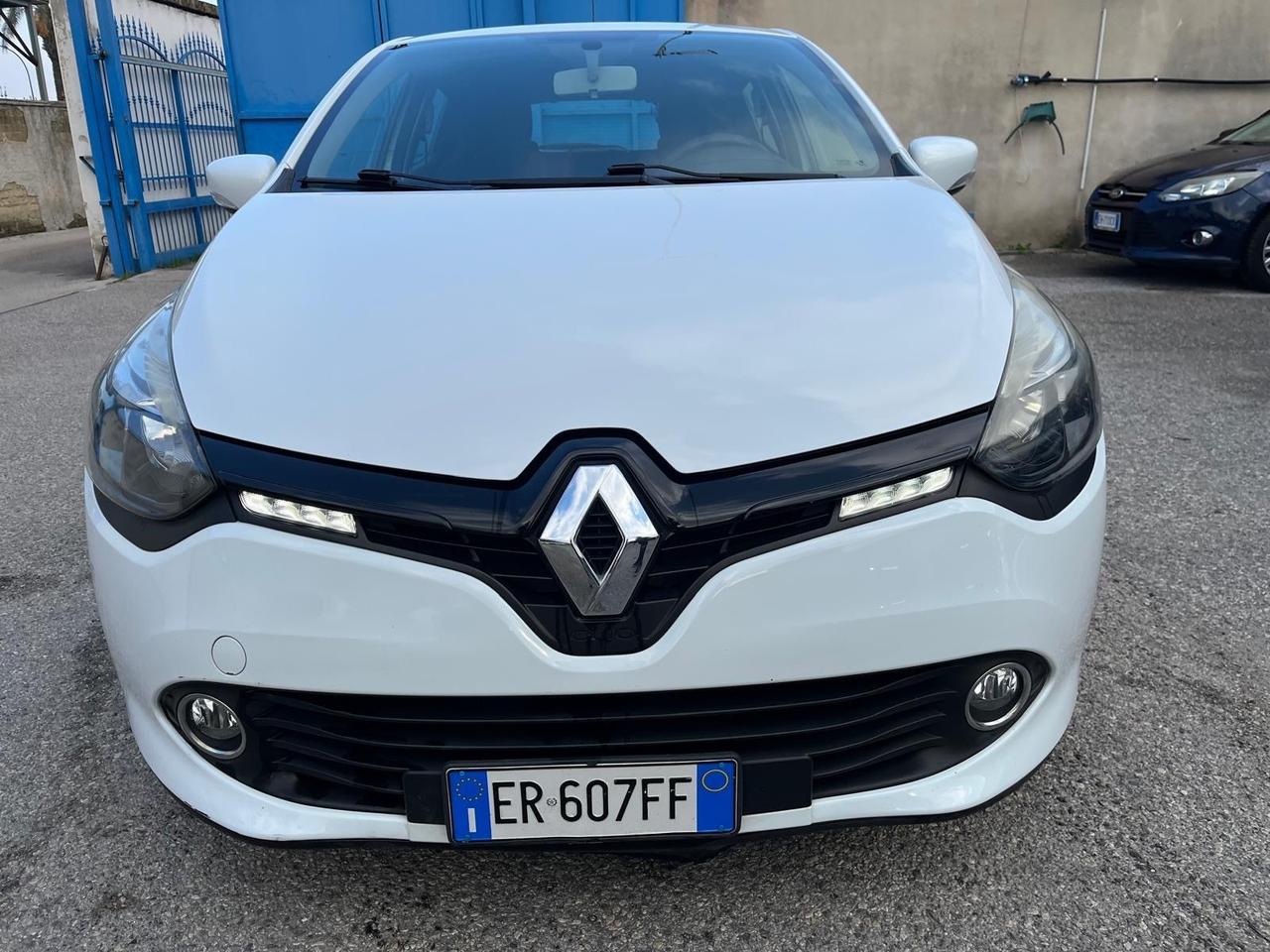 Renault Clio 5P-1.2 gpl -full -2013