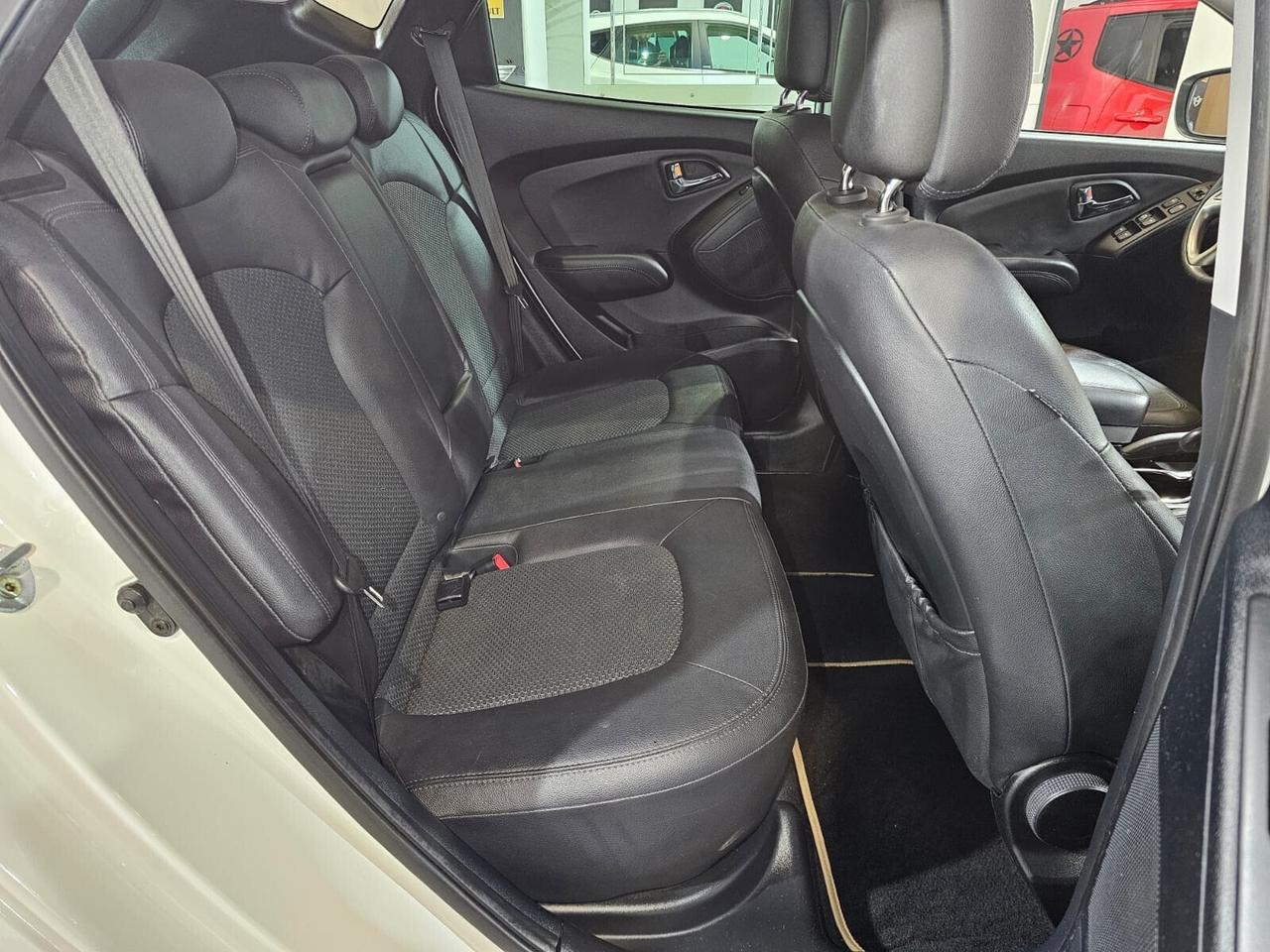 Hyundai iX35 1.7 CRDi 2WD Xpossible