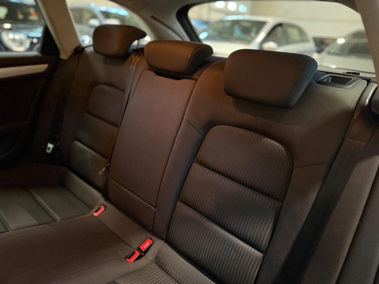 Audi A4 Avant 2.0 TDI 143CV F.AP. S-LINE AUTOMATICA