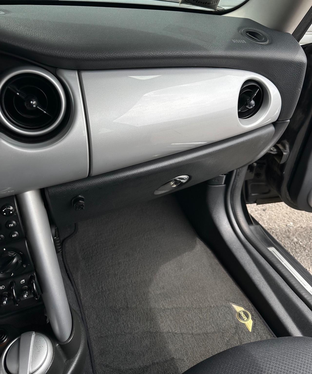 MINI Mini Cooper 1.6 16V benzina 116cv