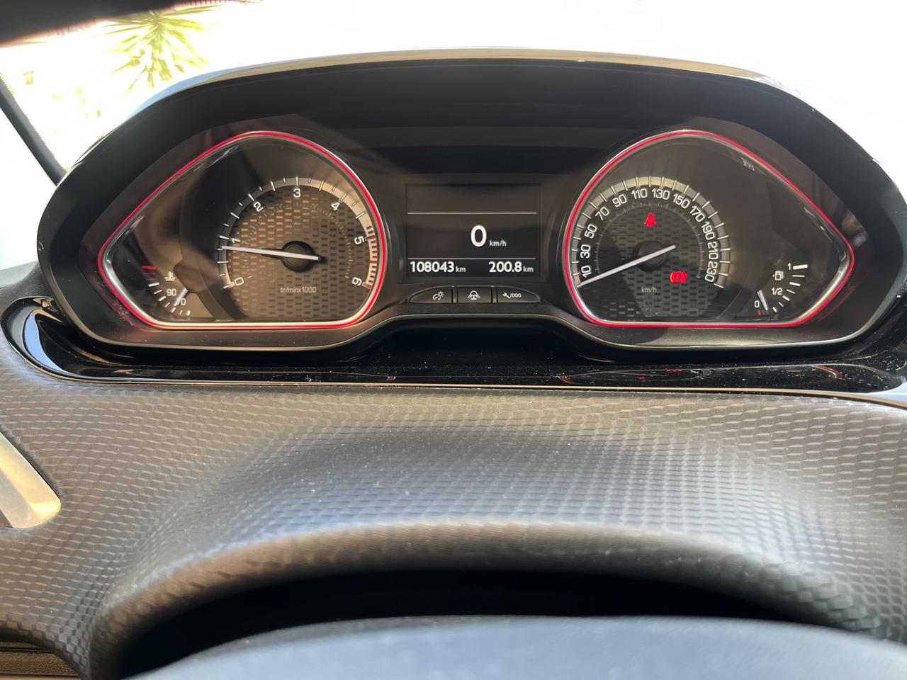 Peugeot 2008 GT LINE BlueHDi 102 CV