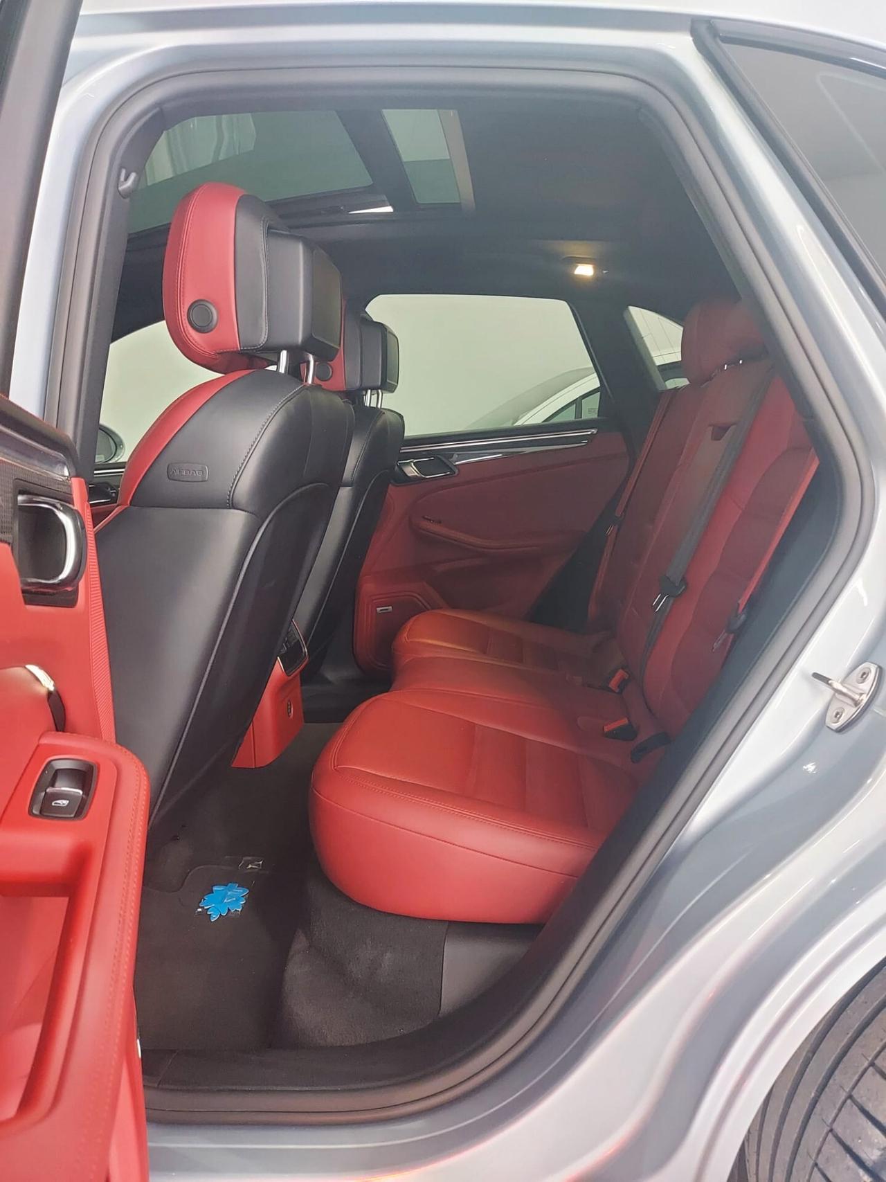 Porsche Macan 2.0 SPORT NO SUPERBOLLO