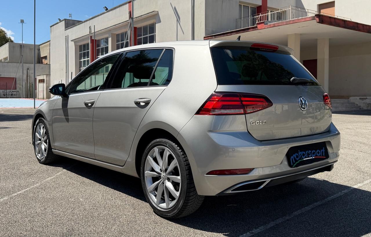 Volkswagen Golf 1.6 TDI executive virtual cockpit