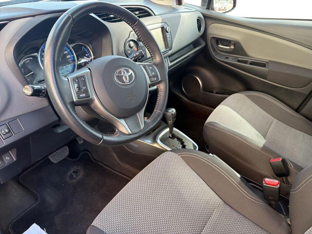 Toyota Yaris 1.5 hybrid Active 5p