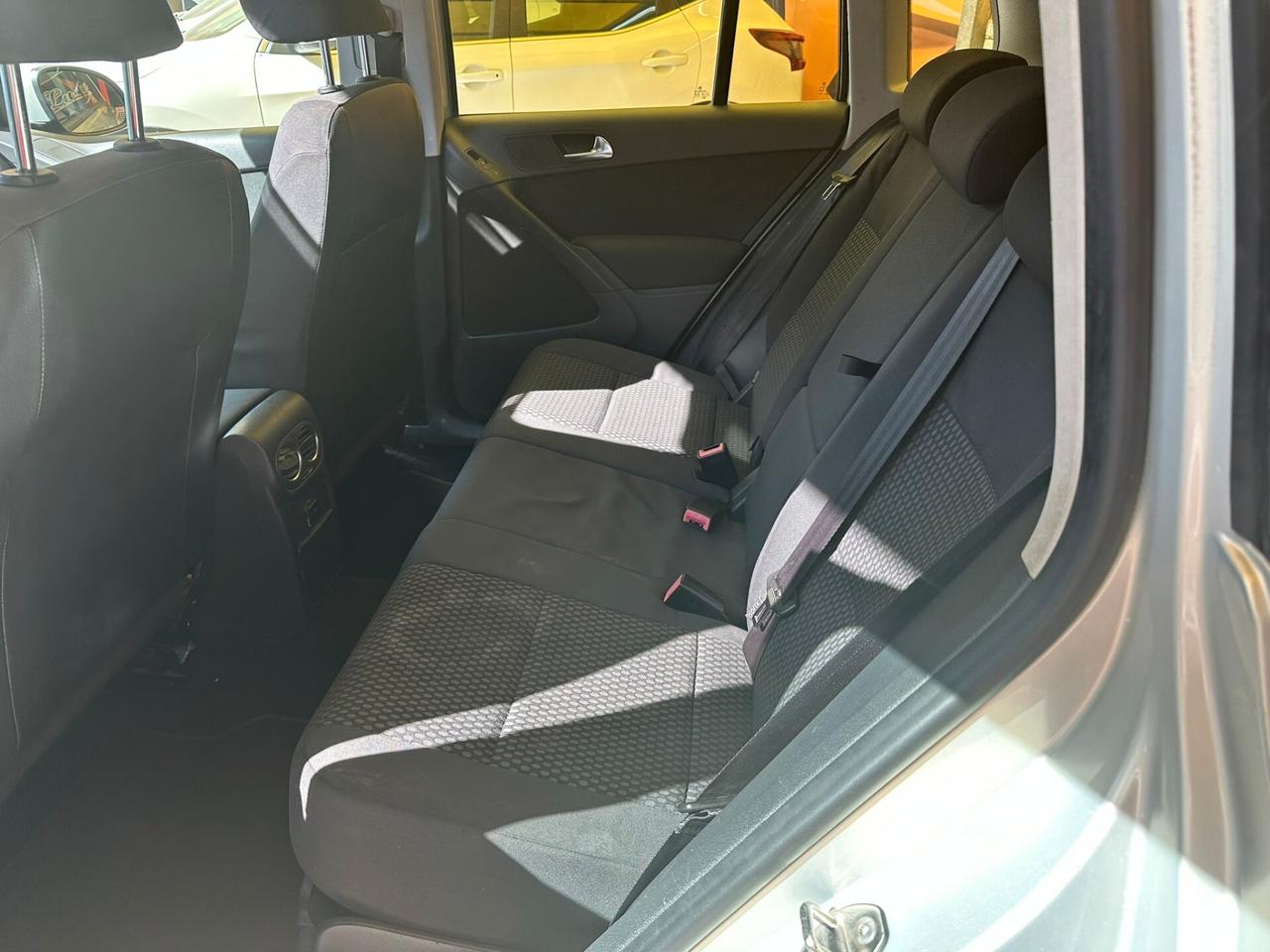 Volkswagen Tiguan 2.0cc diesel 12 mesi garanzia-2011