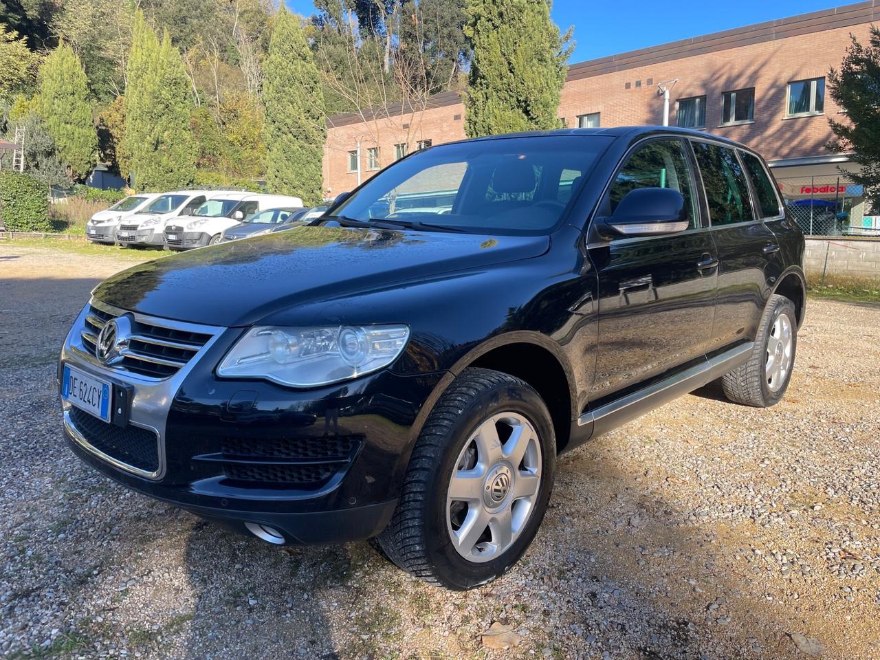 Volkswagen Touareg 3.0 V6 TDI DPF Exclusive