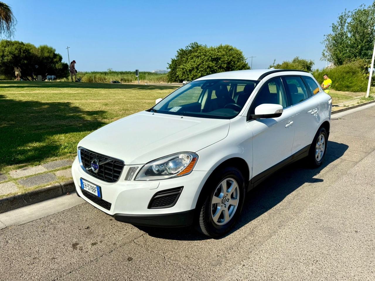 Volvo XC 60 2.0 Diesel 163 CV- Anche Permuta