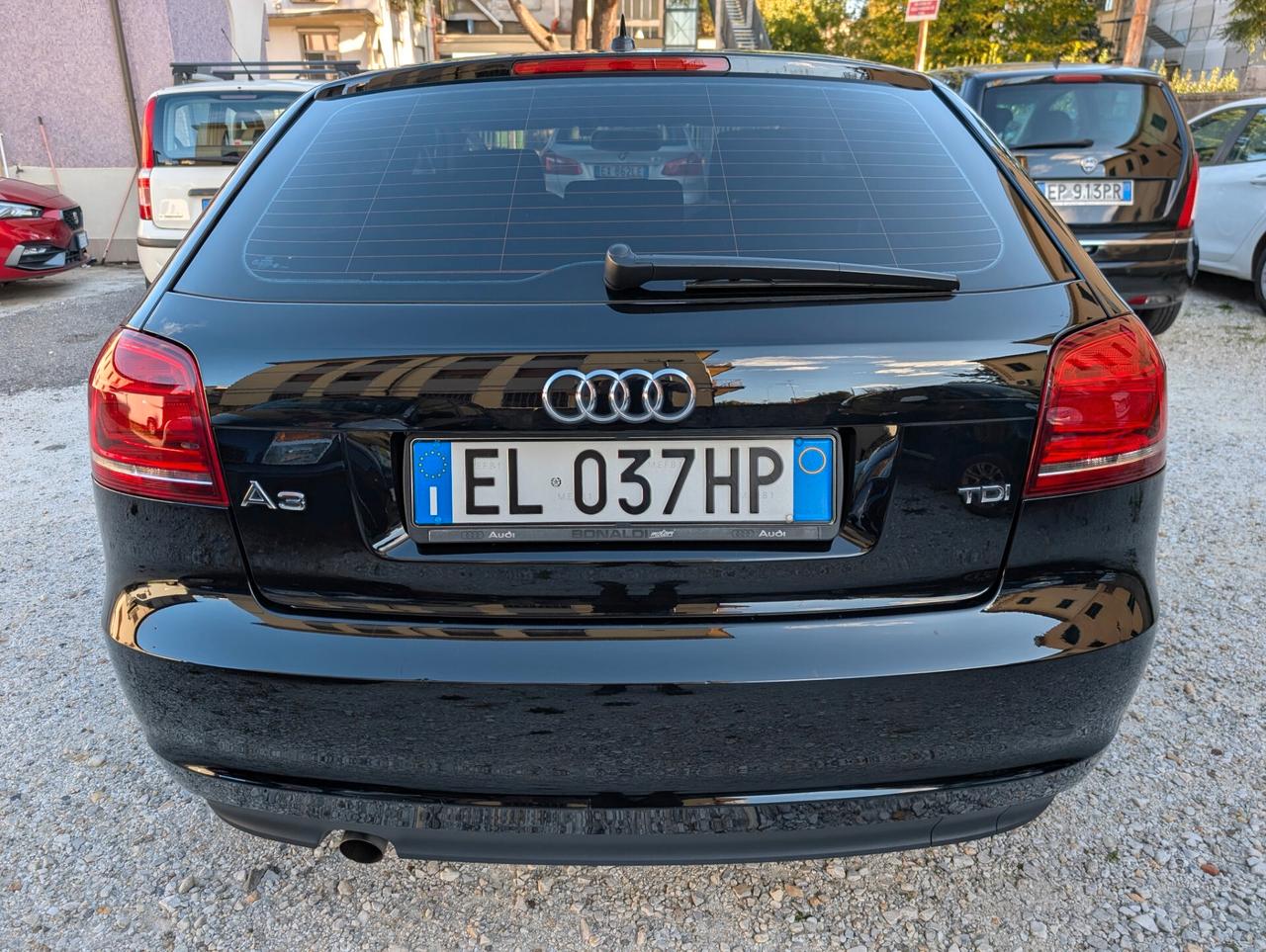 Audi A3 1.6 TDI 105 CV CR Attraction TENUTA BENISSIMO SOLO KM 117000