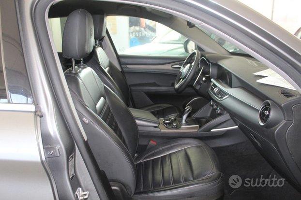 ALFA ROMEO Stelvio 2.0 Turbo 280 CV AT8 Q4 First