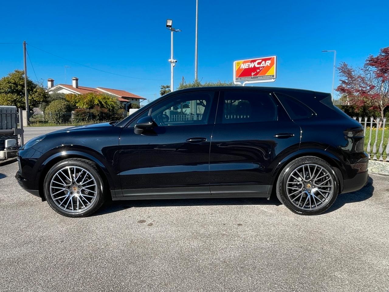 Porsche Cayenne 3.0 V6 tiptronic