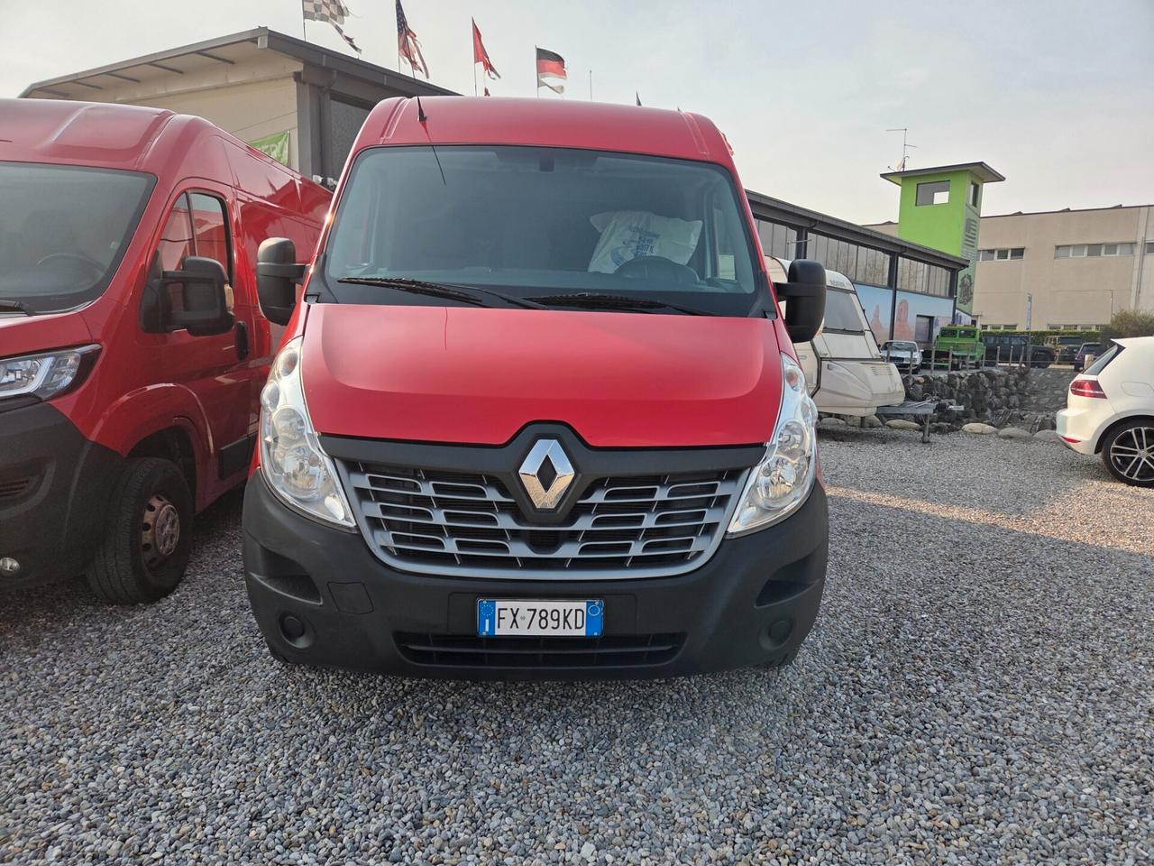 Renault master