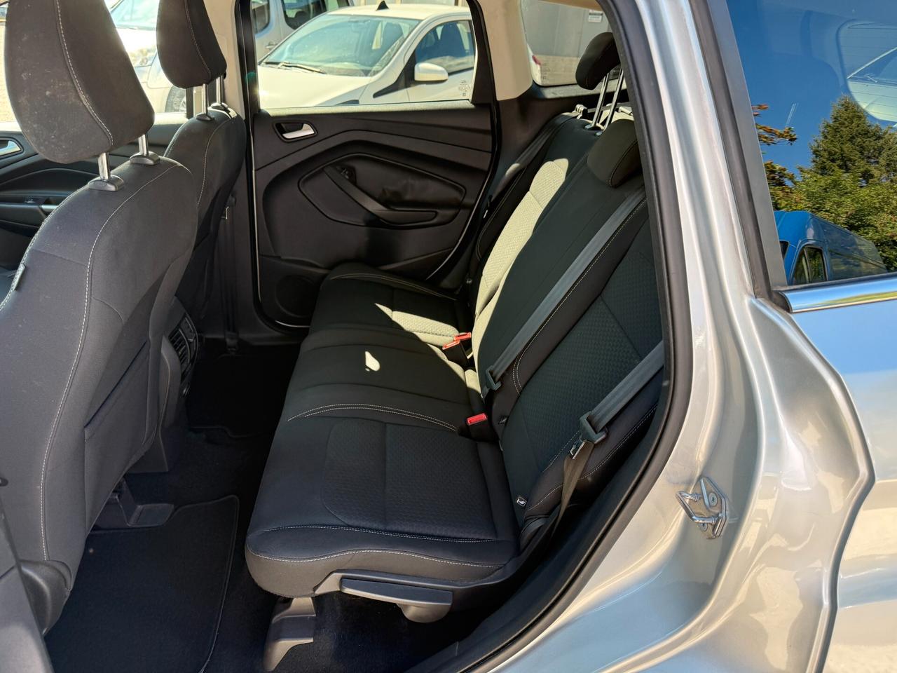Ford Kuga 1.5 TDCI 120 CV S&S 2WD Business