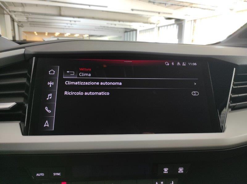 AUDI Q4 e-tron - Q4 40 e-tron Business Advanced