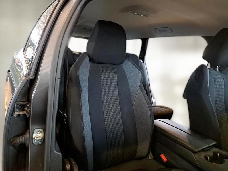 PEUGEOT 5008 BlueHDi 130 Active Business EAT8 S/S aut