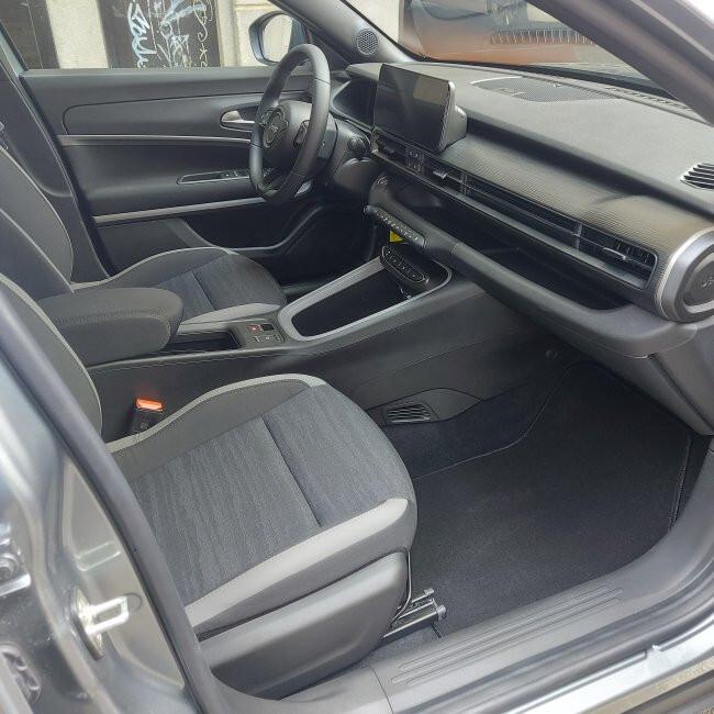 Jeep Avenger 1.2 Turbo 110 CV MHEV Longitude