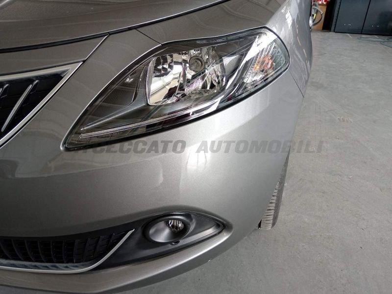 Lancia Ypsilon Ypsilon 1.0 firefly hybrid Platino s&s 70cv