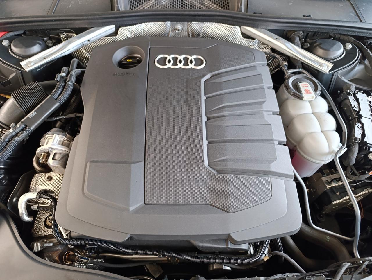 Audi A4 Avant 40 2.0 tdi mhev Business Advanced 204cv s-tronic