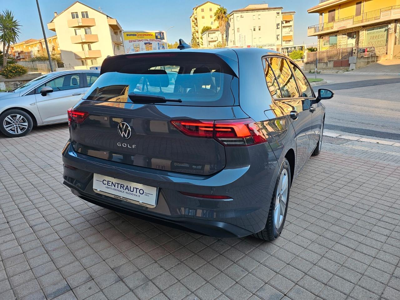 Volkswagen Golf 2.0 TDI 115 CV SCR Life
