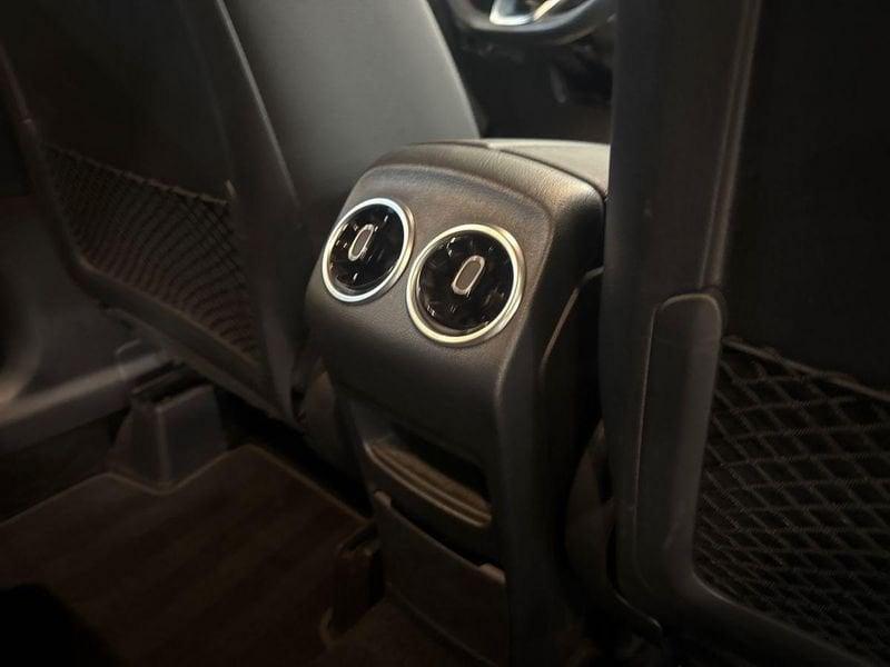 Mercedes-Benz GLA 200 d Premium auto