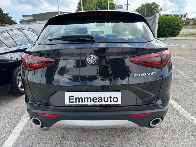 ALFA ROMEO Stelvio 2.2 Turbodiesel 180 CV AT8 RWD Business