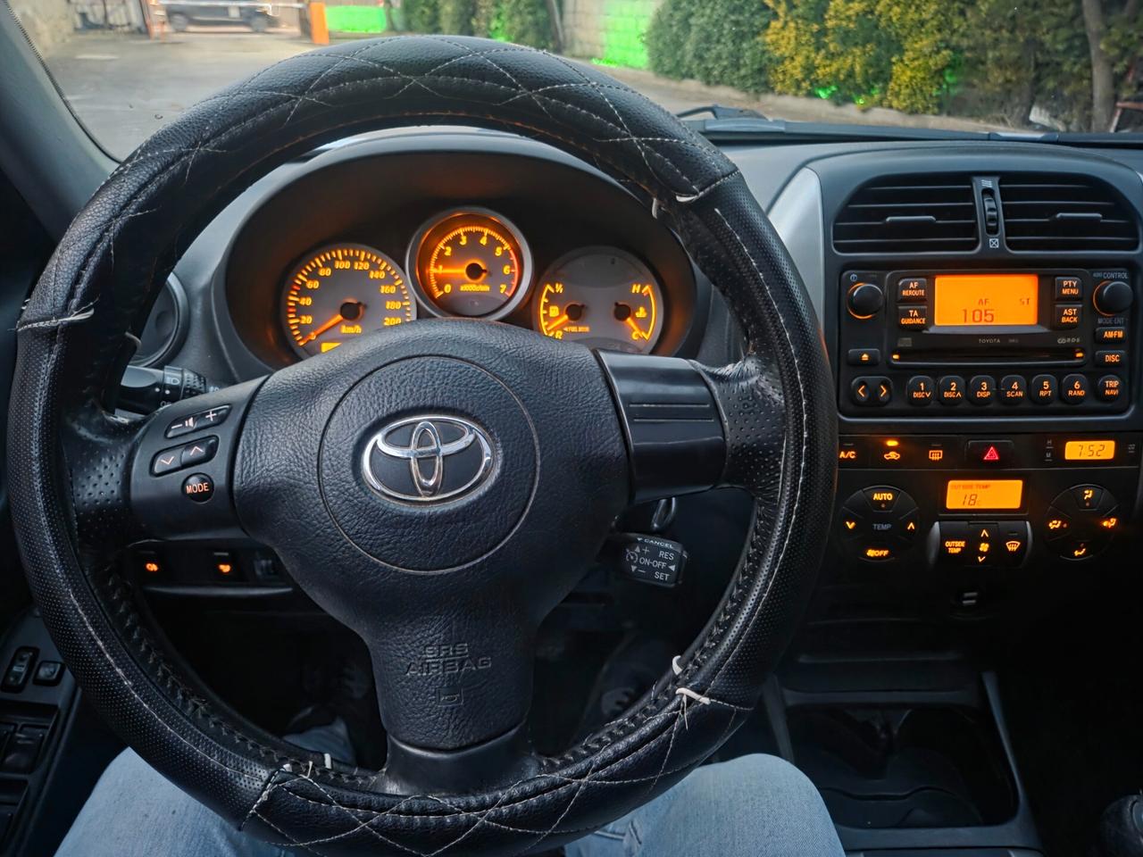 Toyota RAV 4 RAV4 2.0 Tdi D-4D cat 5 porte Sol