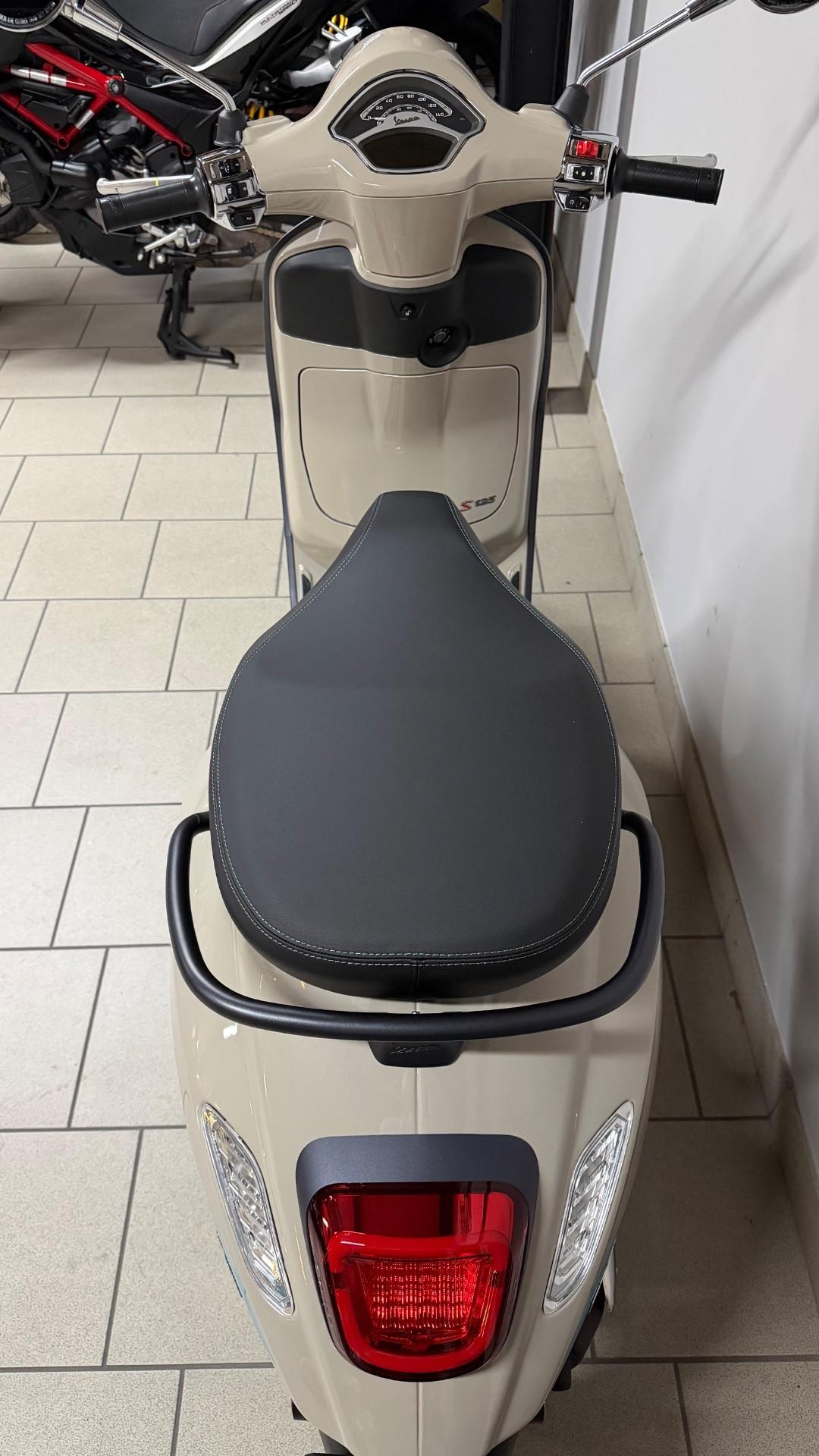 Vespa Primavera 125 S
