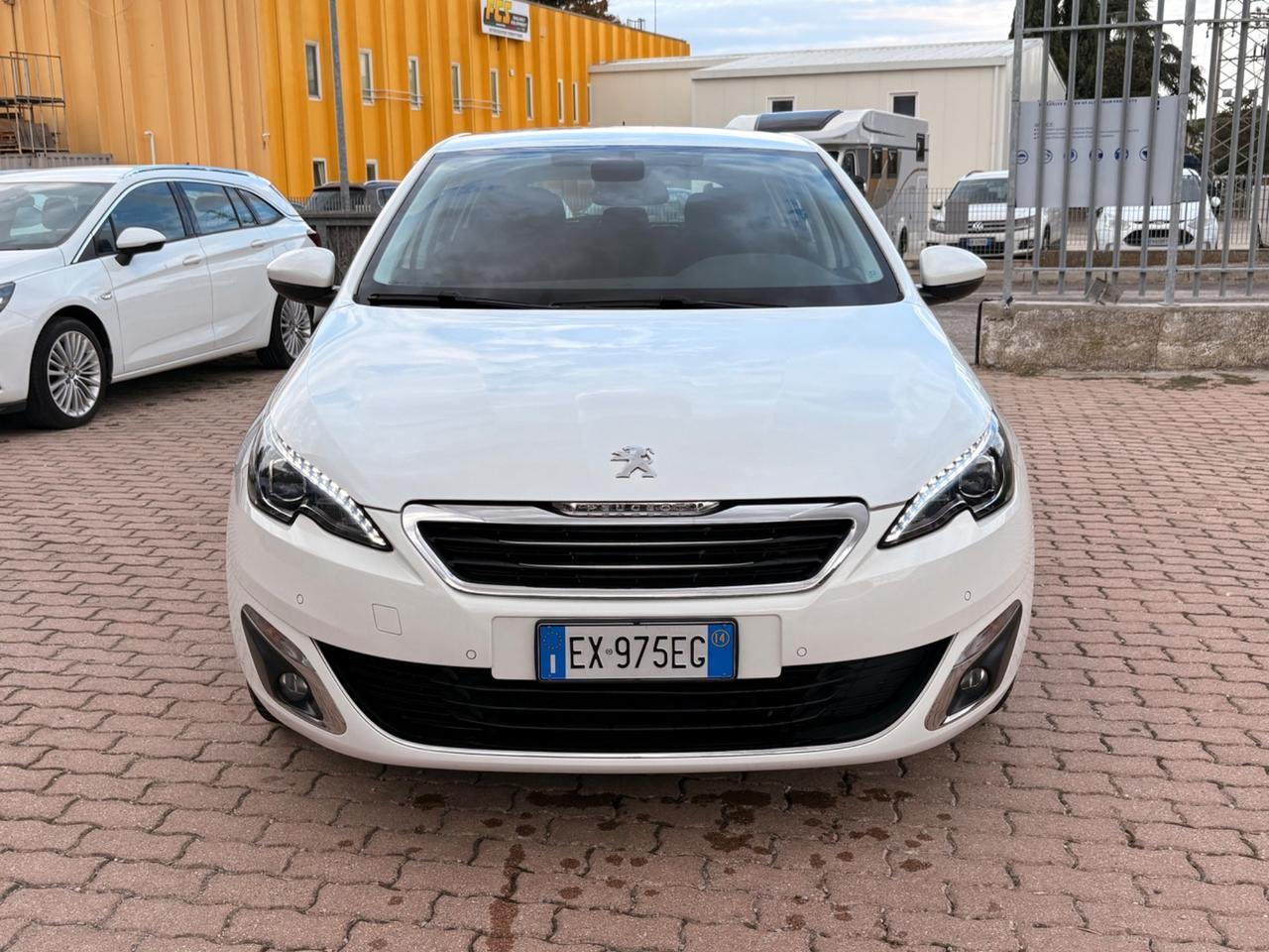 Peugeot 308 1.6 e-HDi 115 CV Stop&Start GT line
