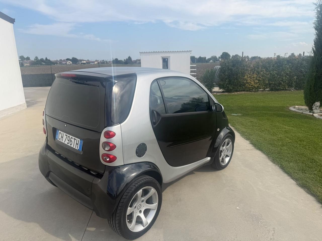 Smart 700 benzina automatica solo 48000 km