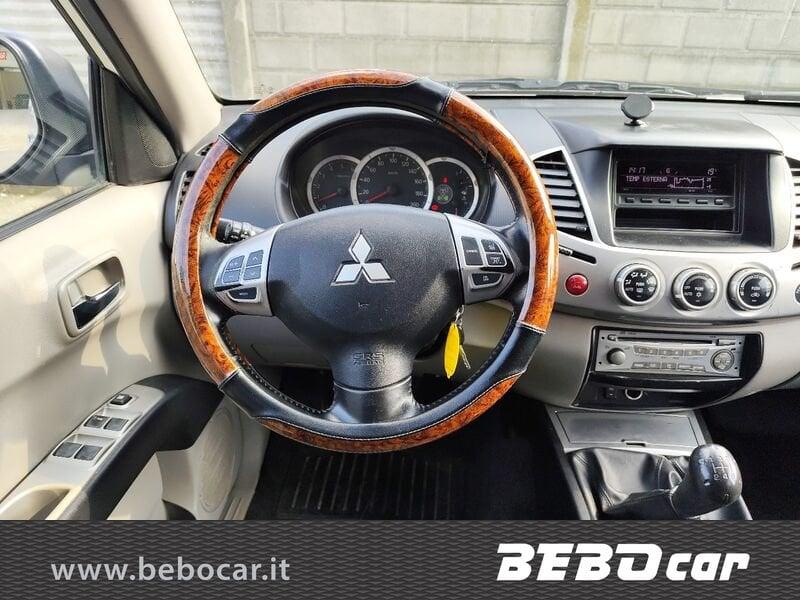Mitsubishi L200 L200 2.5 DI-D/136CV Club Cab Invite DPF