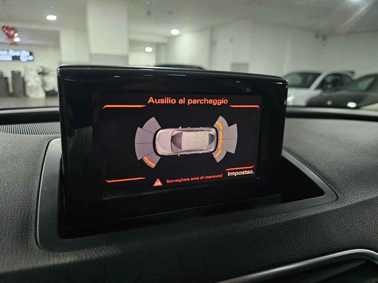 NUOVA AUDI Q3 IDENTITY BLACK-LINE 2.0 TDI 140CV