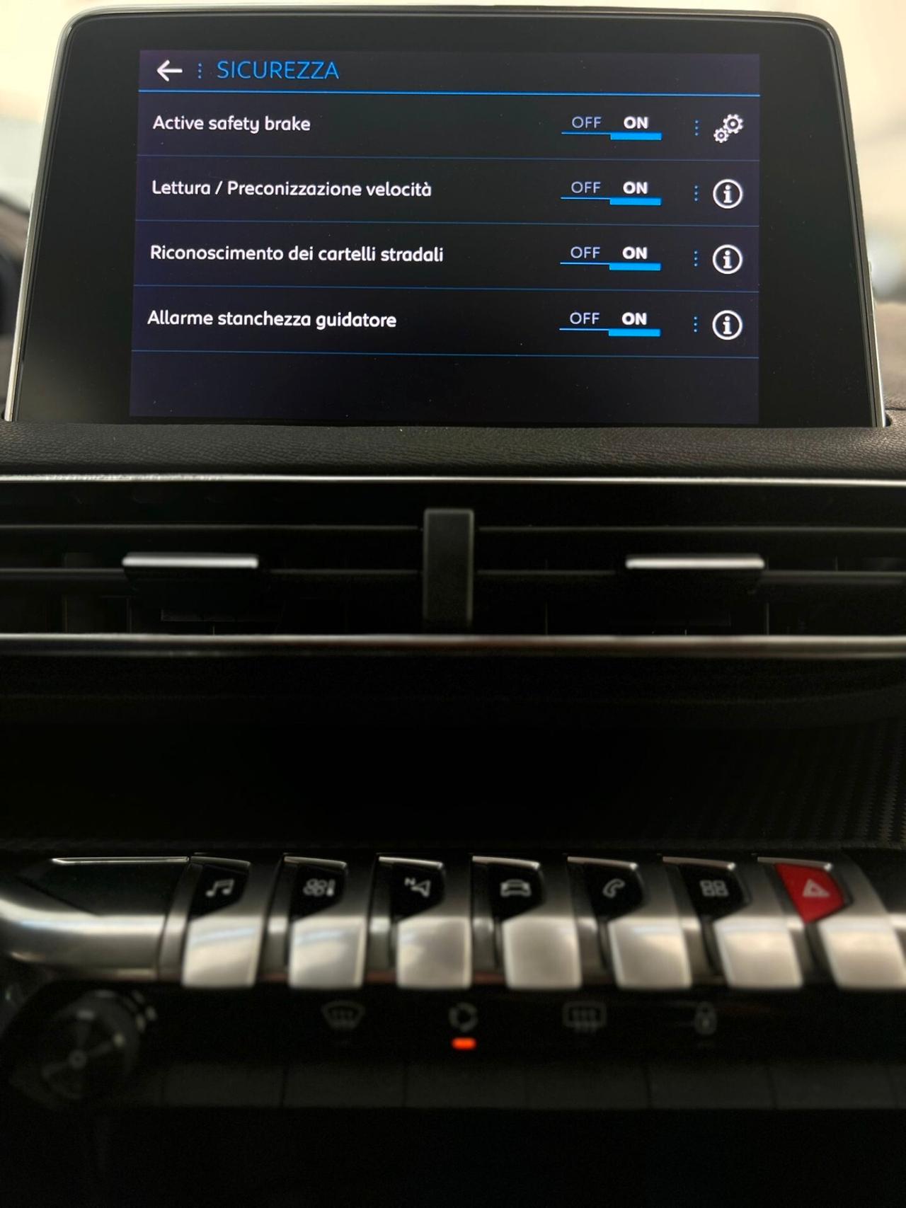 Peugeot 3008 BlueHDi 130 S&S Allure