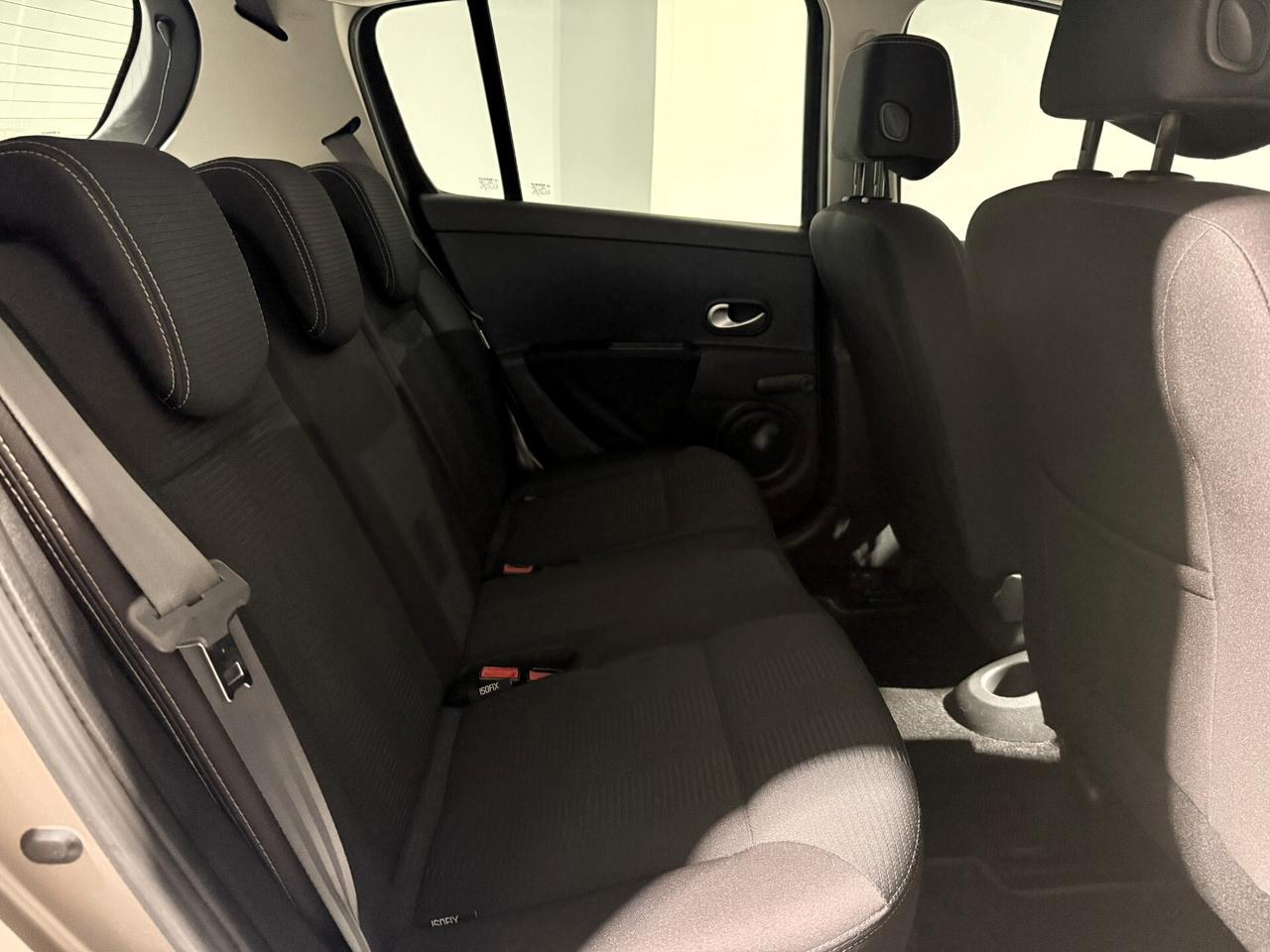 RENAULT CLIO 1.5 16V DYNAMIQUE NAVI 5 PORTE UNICO PROPRIETARIO