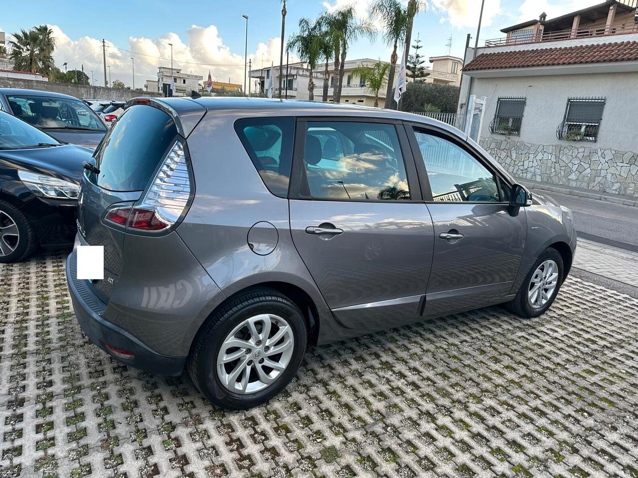 Renault Scenic Scénic XMod 1.5 dCi 110CV Limited-2015